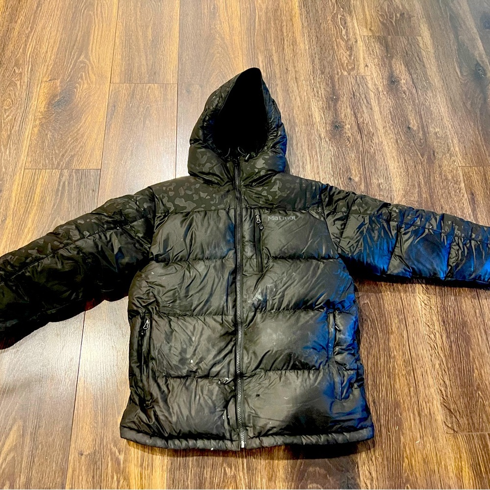 Marmot Guides Down hooded jacket embossed